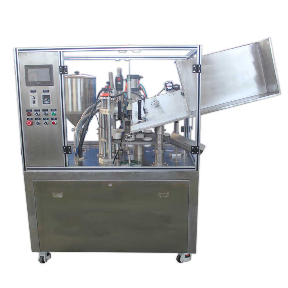 Piston filling machine offering higher accuracy compared with time-based filling systems